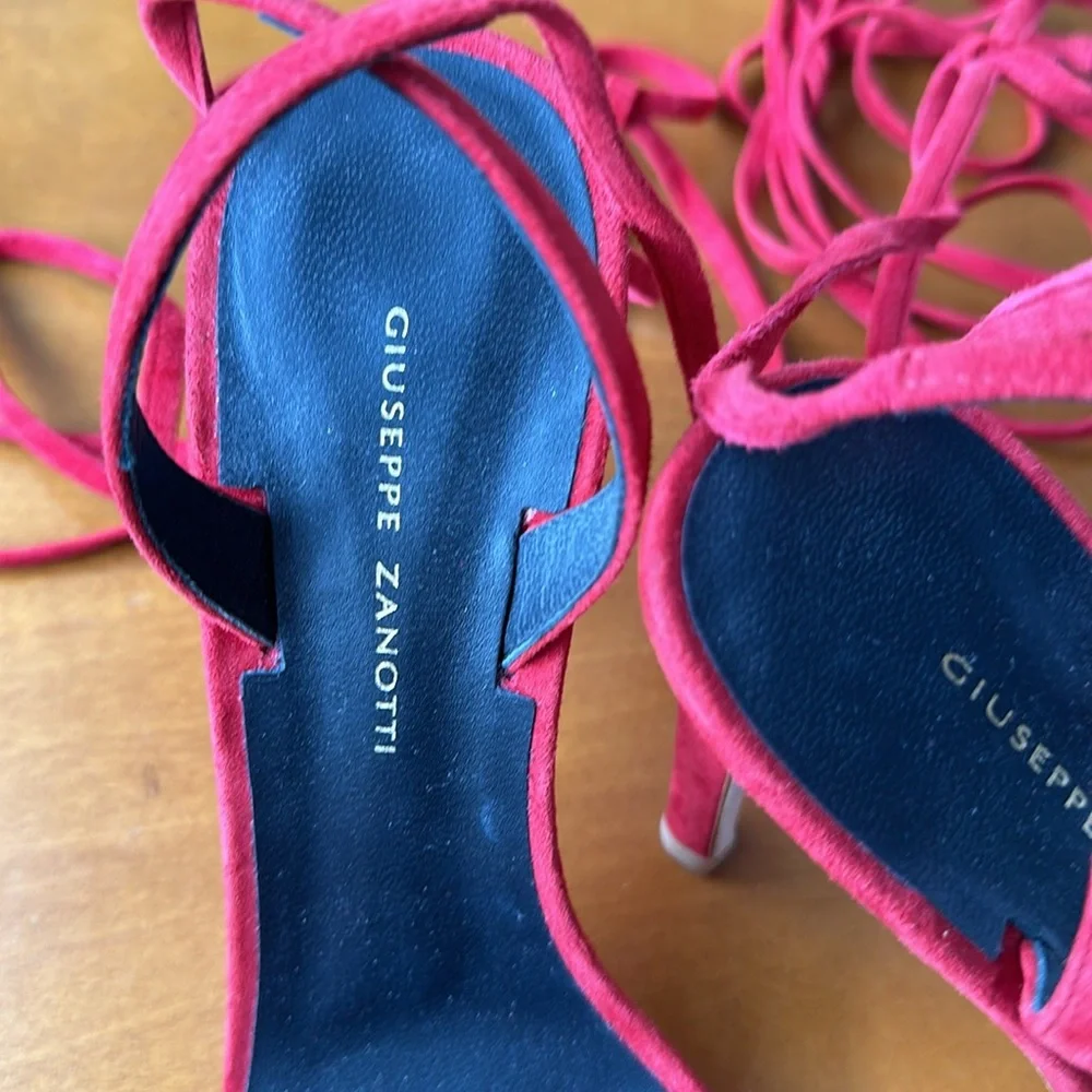 Giuseppe Zanotti Red Luxurious Suede sandals with Swarovsky jewelry accents - Picture 4 of 6